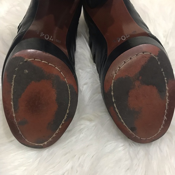 No 704b. Bootie - Picture 2 of 3